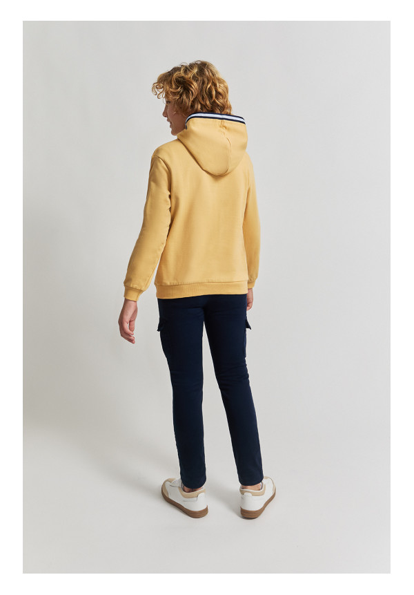 SUDADERA NIÑO MOSTAZA